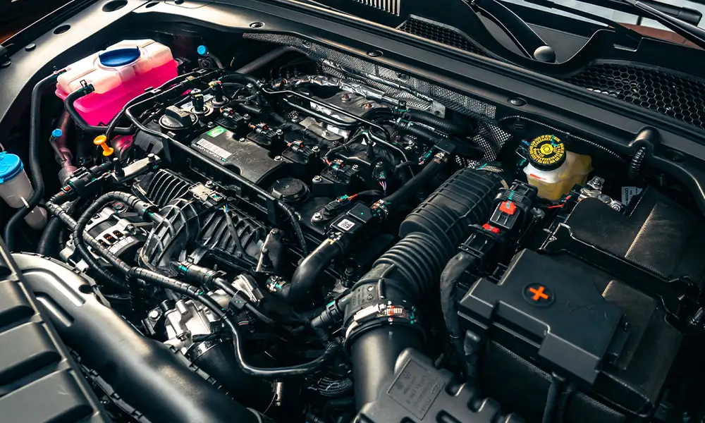 عکس موتور آریزو 5 توربو